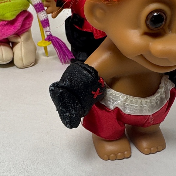 Lot of 9 Mixed Russ Troll Dolls with Vibrant Hair - Picture 8 of 14